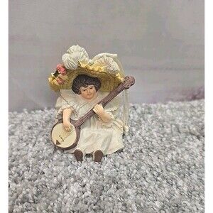 Maud Humphrey Bogart Ornament Susanna Victorian Guitar Banjo 1991